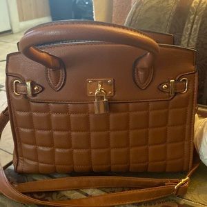 Large handbag .. Big inside..24x12 polyester and pvc